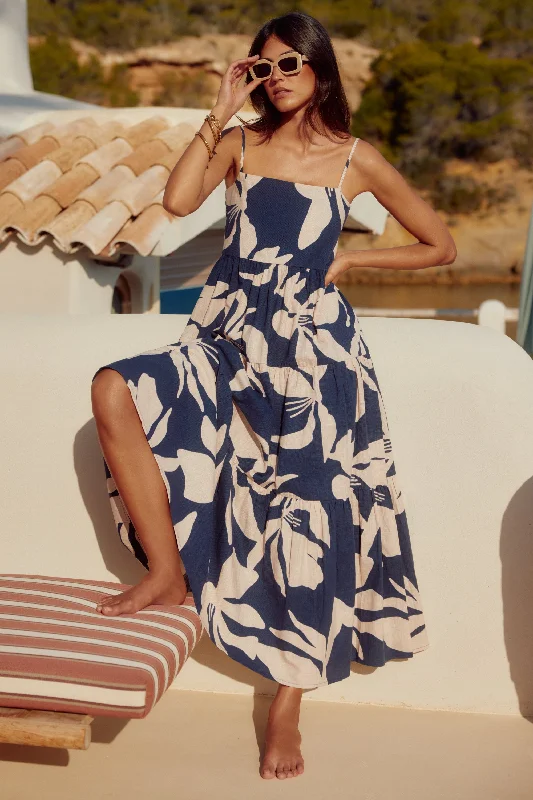 Mila Dress In Lake Como