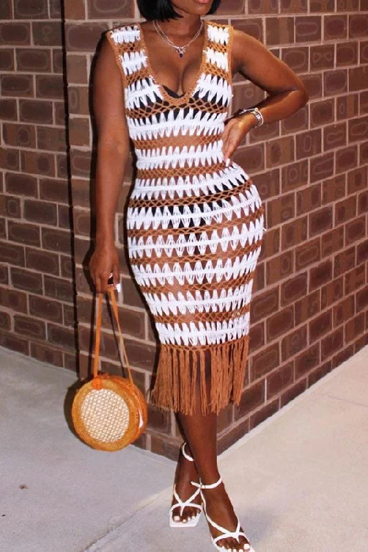 Wavy Lines Crochet Cutout Stunning Tassel Midi Dress Beachwear Trendy A-Line Midi Dress Wavy Lines Crochet Cutout Stunning Tassel Midi Dress Beachwear Trendy A-Line Midi Dress