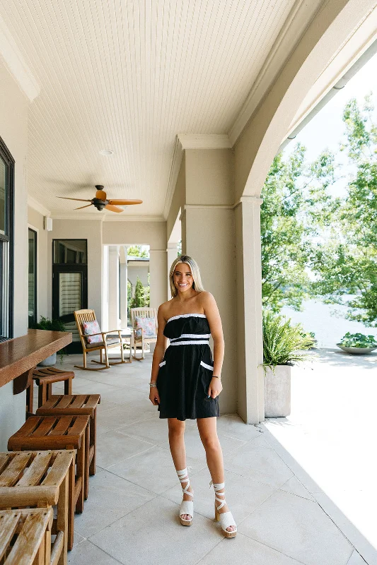 Danica Mini Dress - Black/White Elegant Mini Dress with Pleats