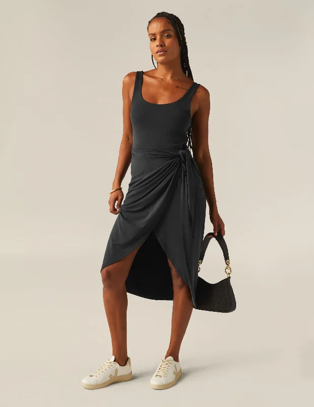 Intrigue Midi Dress Trendy Off-Shoulder Ruffle Midi Dress