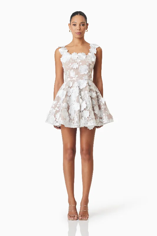 Moana Floral Embellished Mini Dress in White Trendy Bodycon Mini Dress