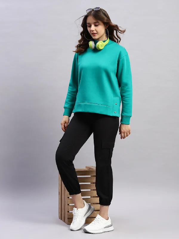 Women Green Solid High Neck Full Sleeve Sweatshirt Hoodie with Distressed Vintage Worn