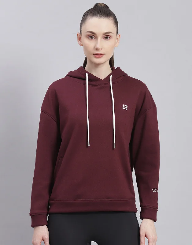 Women Maroon Solid Hooded Full Sleeve Sweatshirt Hoodie with Pastel Soft Subtle